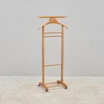 648827 Valet stand